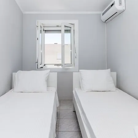 Apartments Dovana Kastela Exterior photo